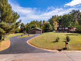 10464 Leisure Dr, Hazelhurst, WI 54531