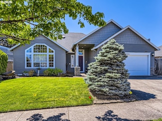 1723 SE 10th Ave, Canby, OR 97013