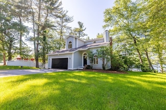 166 Massapoag Rd, Tyngsboro, MA 01879