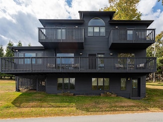 363 Hurd Rd, Swan Lake, NY 12783