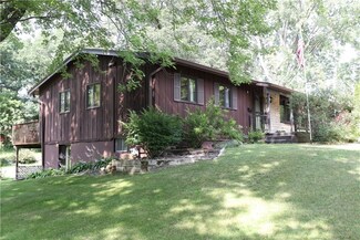 742 Lafollette St, Spooner, WI 54801