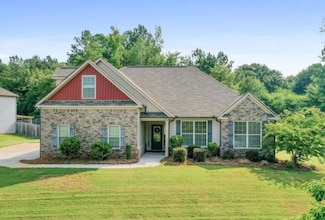 1246 Foxcreek Dr, McDonough, GA 30252