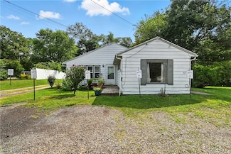 304 Esley Ln, Mansfield, OH 44905