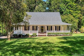 27 Mable Ct, Bracey, VA 23919