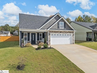 203 Minnie Crain Dr, Inman, SC 29349