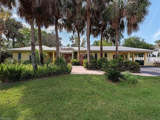 461 Carica Rd, Naples, FL 34108
