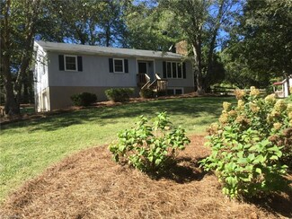 1480 Banbury Cir, Clemmons, NC 27012