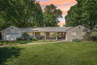 6608 W Shore Dr, Edina, MN 55435