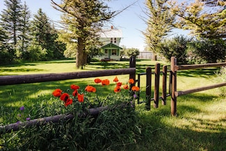 6058 Cottonwood Creek Rd, Lewistown, MT 59457