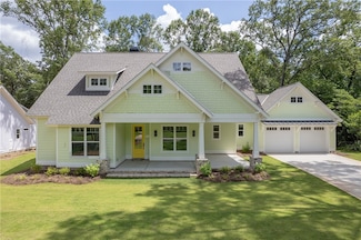 1605 43rd St, Phenix City, AL 36867