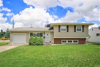 1646 Gordon Dr, South Bend, IN 46635