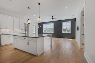 119 Acklen Park Dr Unit 101, Nashville, TN 37203