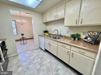 3322 Chiswick Ct Unit 613H, Silver Spring, MD 20906