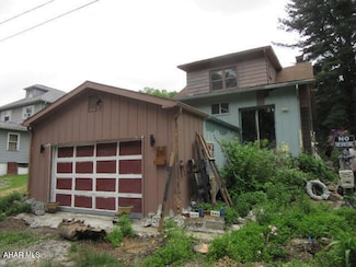 210 Hazel St, Parkhill, PA 15945