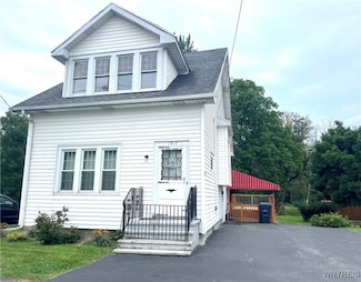 1517 Abbott Rd, Buffalo, NY 14218