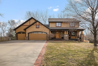 2590 67th Ct E, Inver Grove Heights, MN 55076