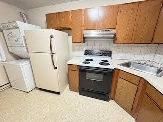 35 Mountain Village Rd Unit 23, Waterbury, CT 06706