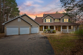 9322 Hillsboro Place, Savage, MN 55378