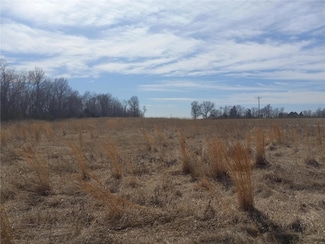 4 Hwy 24, Paris, MO 65275