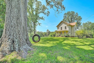 14186 Booker t Washington Hwy, Moneta, VA 24121