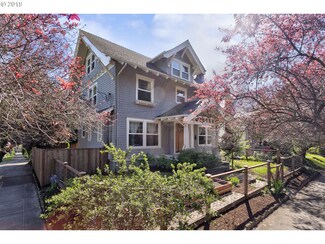 3354 SE Stark St, Portland, OR 97214