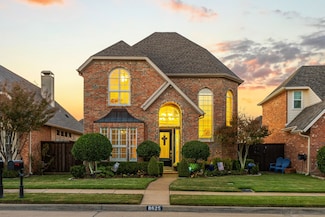 8625 Old Oak Dr, Irving, TX 75063