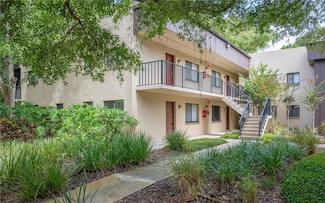 11702 Raintree Village Blvd Unit A, Temple Terrace, FL 33617