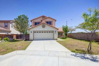 113 Evening Dew Ct, San Jacinto, CA 92582