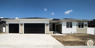 5221 Camp Ln, Billings, MT 59106