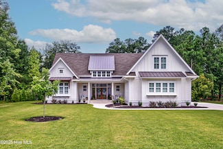 453 Winding Creek Rd, Rocky Point, NC 28457
