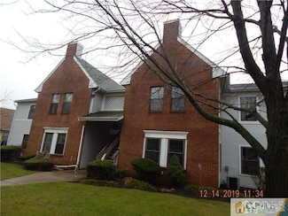 255 Wycoff Way W Unit F1, East Brunswick, NJ 08816