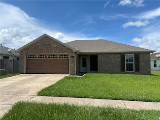 2712 Bayou Bleu Dr, Marrero, LA 70072