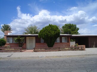 1002 N Rosemont Blvd, Tucson, AZ 85711