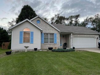 56597 Hidden Ct, Elkhart, IN 46516