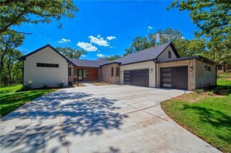 8221 Walnut Creek Rd, Arcadia, OK 73007