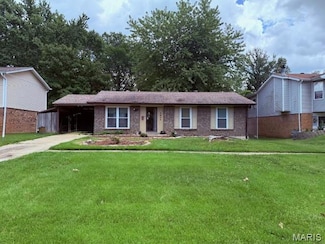 1834 Night Dr, Florissant, MO 63031