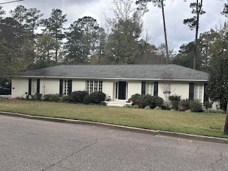 1501 Ridgewood Dr, Columbia, MS 39429