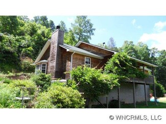 560 Stoney Fork Rd, Barnardsville, NC 28709