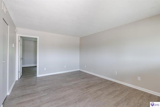209 N Woodland Dr Unit 15, Radcliff, KY 40160