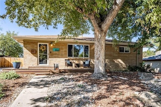 4565 S Fox St, Englewood, CO 80110