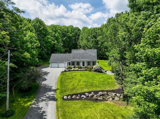 3350 Middle Rd, Sidney, ME 04330