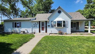 1304 A Ave, Gothenburg, NE 69138