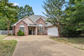 115 Creekside Dr, Canton, MS 39046