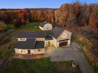 11 Liberty St, Salem, NH 03079