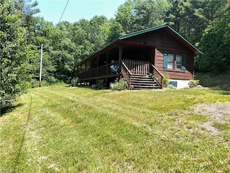 1970 Winding Ridge Rd, Hillsville, VA 24343