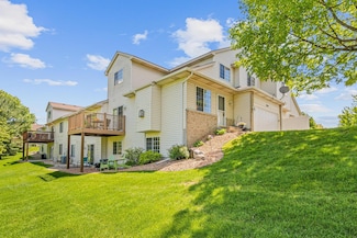 6841 Benton Cir Unit 10, Inver Grove Heights, MN 55076