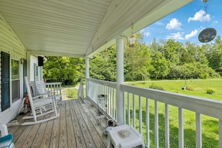 5898 Tennessee 100, Centerville, TN 37033