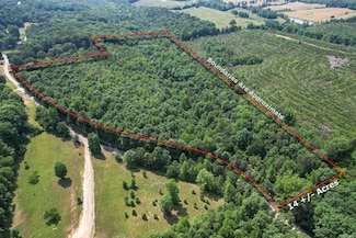 135 Bunch Rd, Wickes, AR 71973