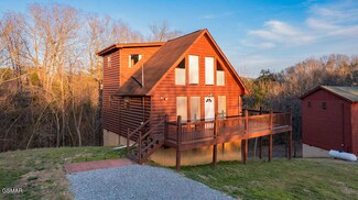 1218 Sugar Loaf Rd, Sevierville, TN 37876