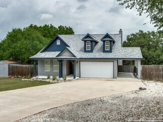 651 River View Dr, Spring Branch, TX 78070